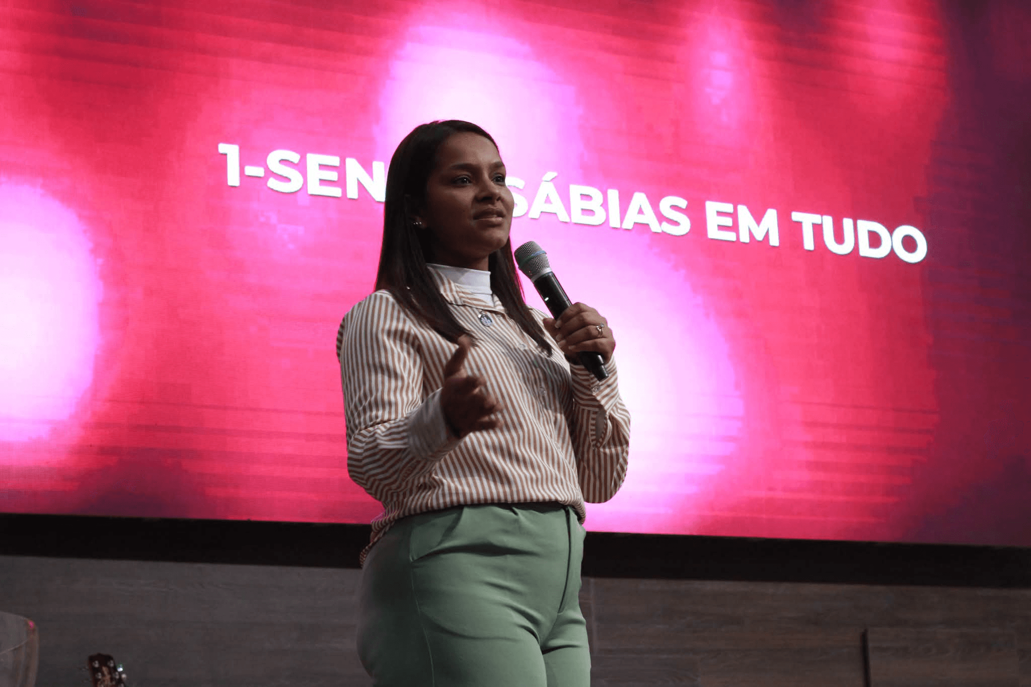 Pra. Thaís